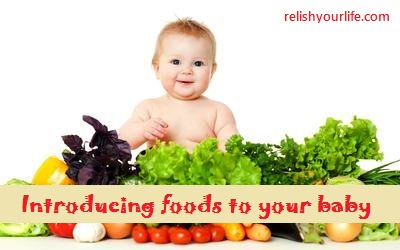 Introducing foods to your baby – weaning